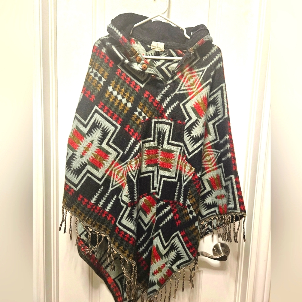 Gorgeous Wool Poncho from Nepal